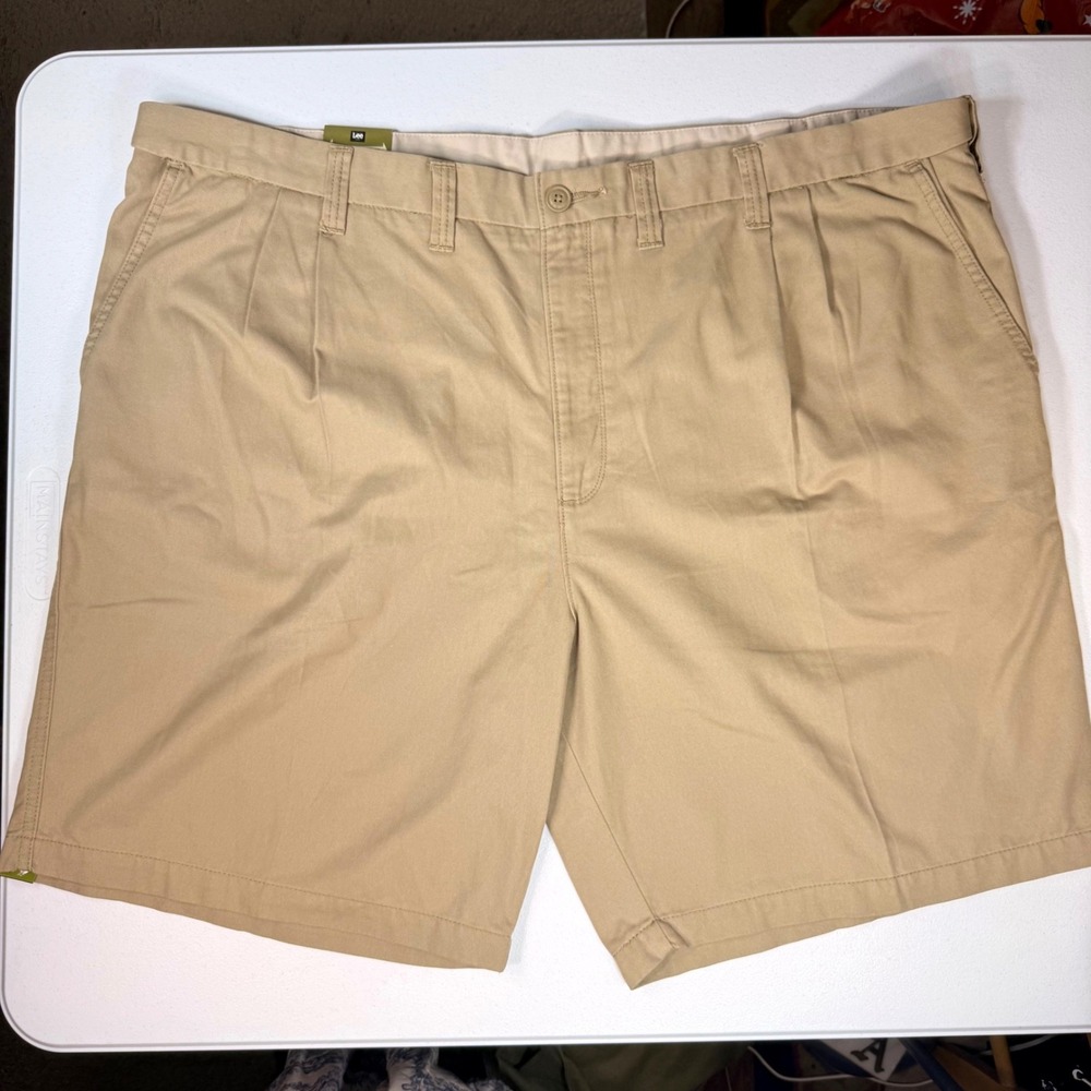 Lee Performance Series Extreme Comfort Pleated Shorts Khaki Tan Mens 50 4348160